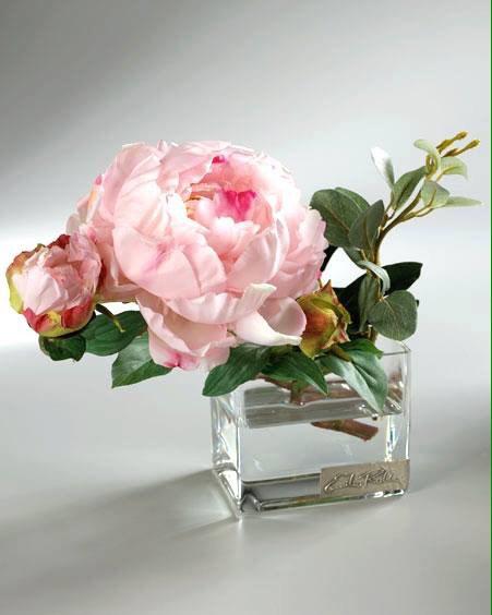 EMILIOROBBA's tweet photo. To Peony lovers....#EmilioRobba #IllusionFlower #miamidesigndistrict #frenchdesign #madeinusa #peony #holidaygift http://t.co/Nuyfsf36Vj