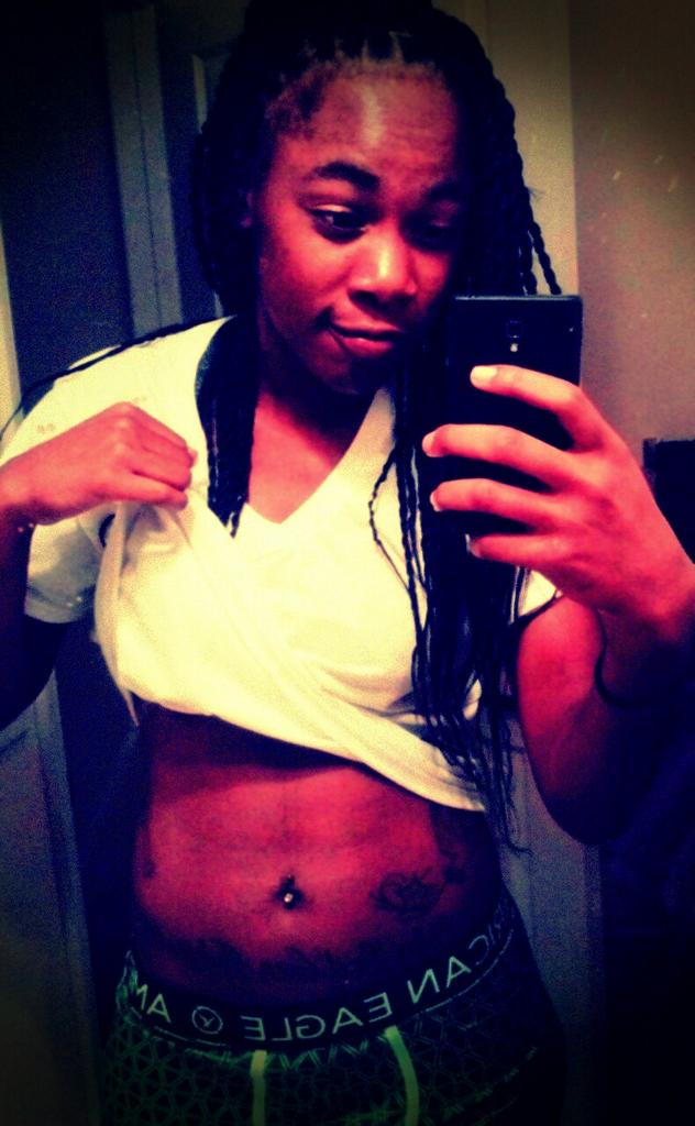 Determine_Mtf's tweet photo. Some For Y'all tl ! 

#nonemajor #sleepy #6pack #😍😜😘 http://t.co/TgNFg7Zca6