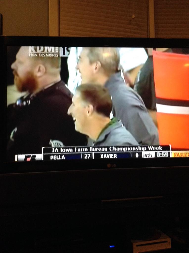 tracyredman's tweet photo. @SterlingOSPT getting some tv time :) #cantmissthatbeard http://t.co/1zBhU7rClA