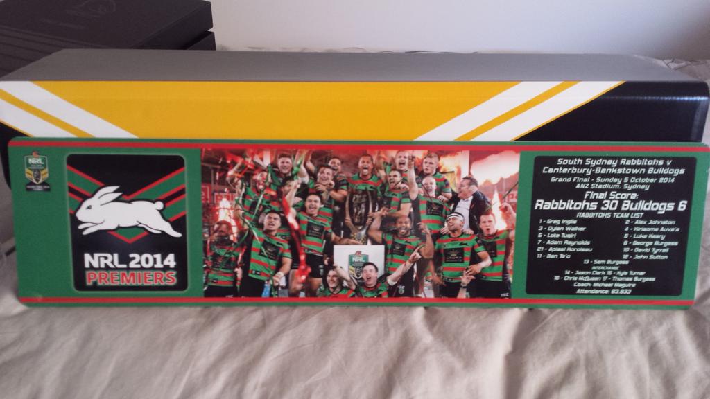 TonyWebeck's tweet photo. Ideal pressie for @ssfcrabbitohs fans this Xmas from @MVPStreet. All 16 #NRL teams available. http://t.co/qlJdv5D4gr