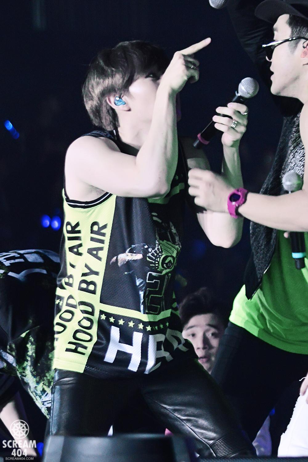 B2YXdyLIYAAkX1R.jpg:large