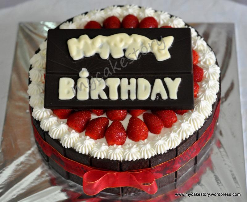 Flawless_Closed's tweet photo. @FC_ALEYNA06 HAPPY BIRTHDAY YA  ^^ http://t.co/e2WuIiedaC