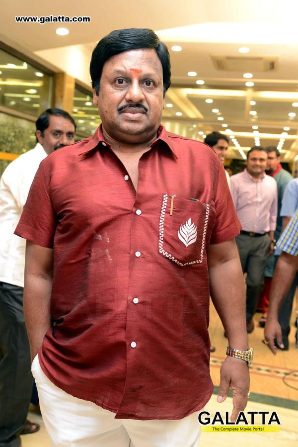 Senthil Son Wedding Reception Gallery - Behindwoods.com Tamil Movie Event  Amma Jayalalitha Kamal Haasan K S Ravikumar Jeyam Ravi Vijayakanth  Comedinan Senthil Ramarajan Vivek Senthil Son Marriage Images Kollywood  Events Gallery Kollywood, image size:600x899