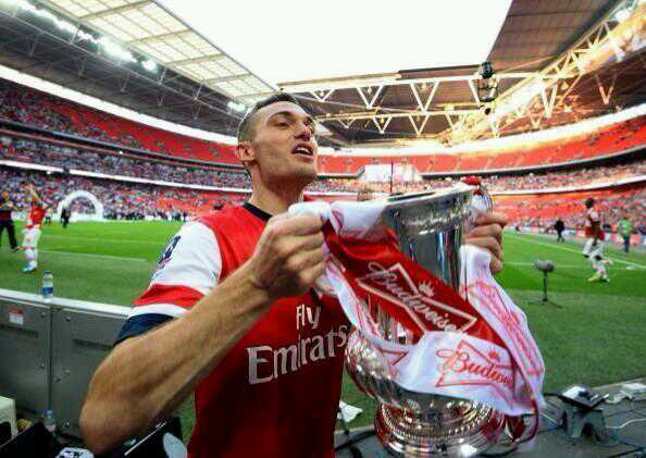 Happy birthday Thomas Vermaelen, all the best for you!!! ^_^ 