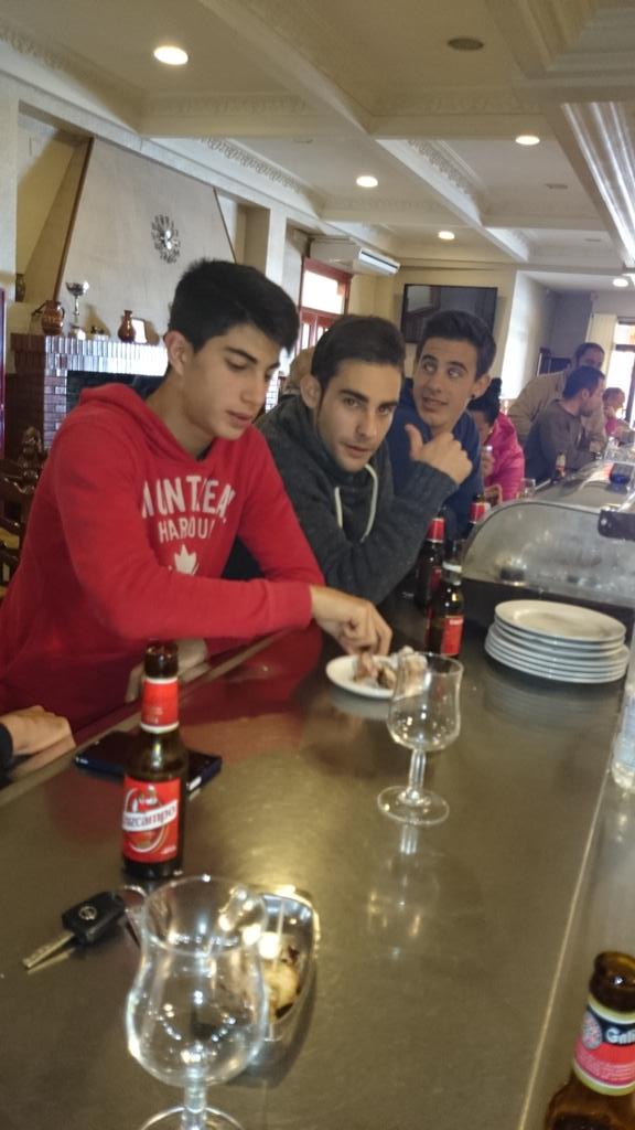 Empeza el viernes con ricas tapas esta noche más y mejor ven y disfruta de ls mejores aperitivos y el mejor ambiente