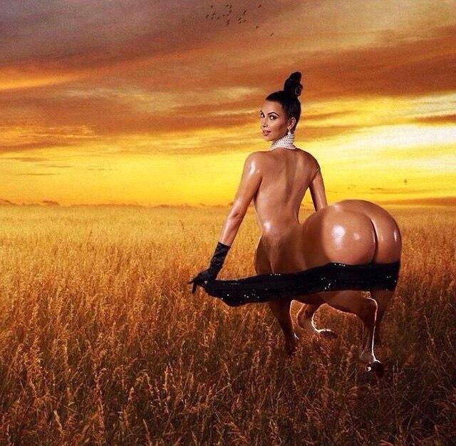 Kim Kardashian Nude Ass Fake