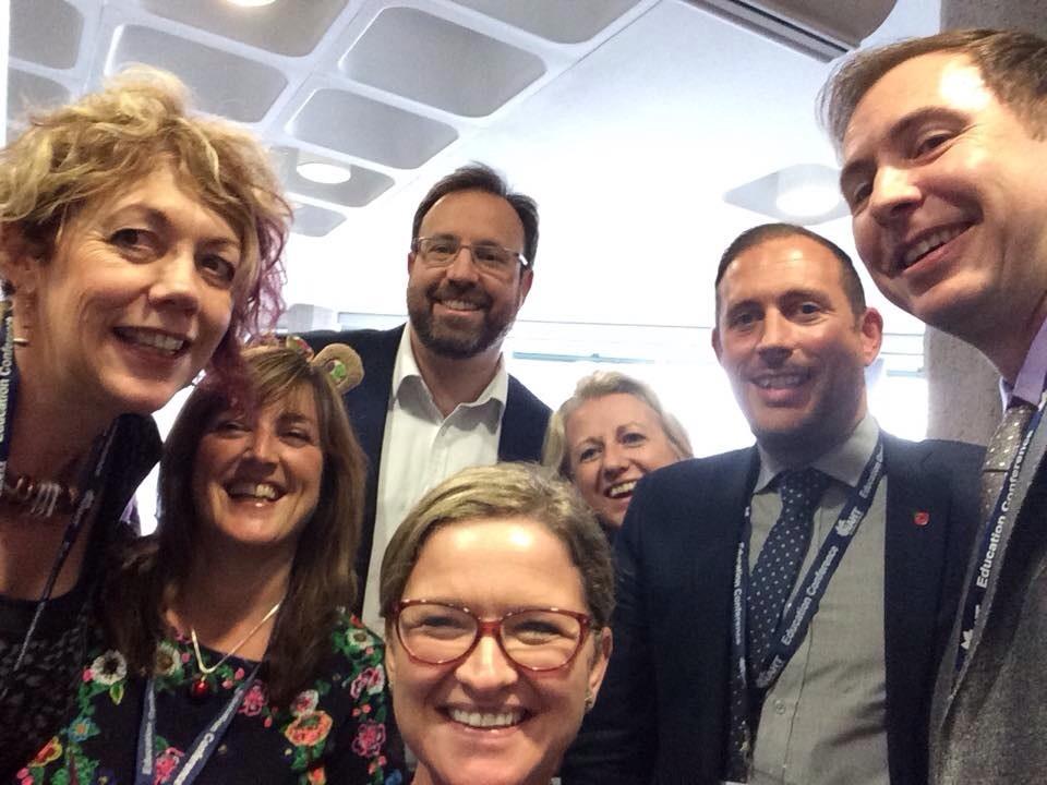 PrimaryHeads's tweet photo. #naht2014 @russellhobby still got a sense of humour with LPH Heads! http://t.co/4pe444PVN3
