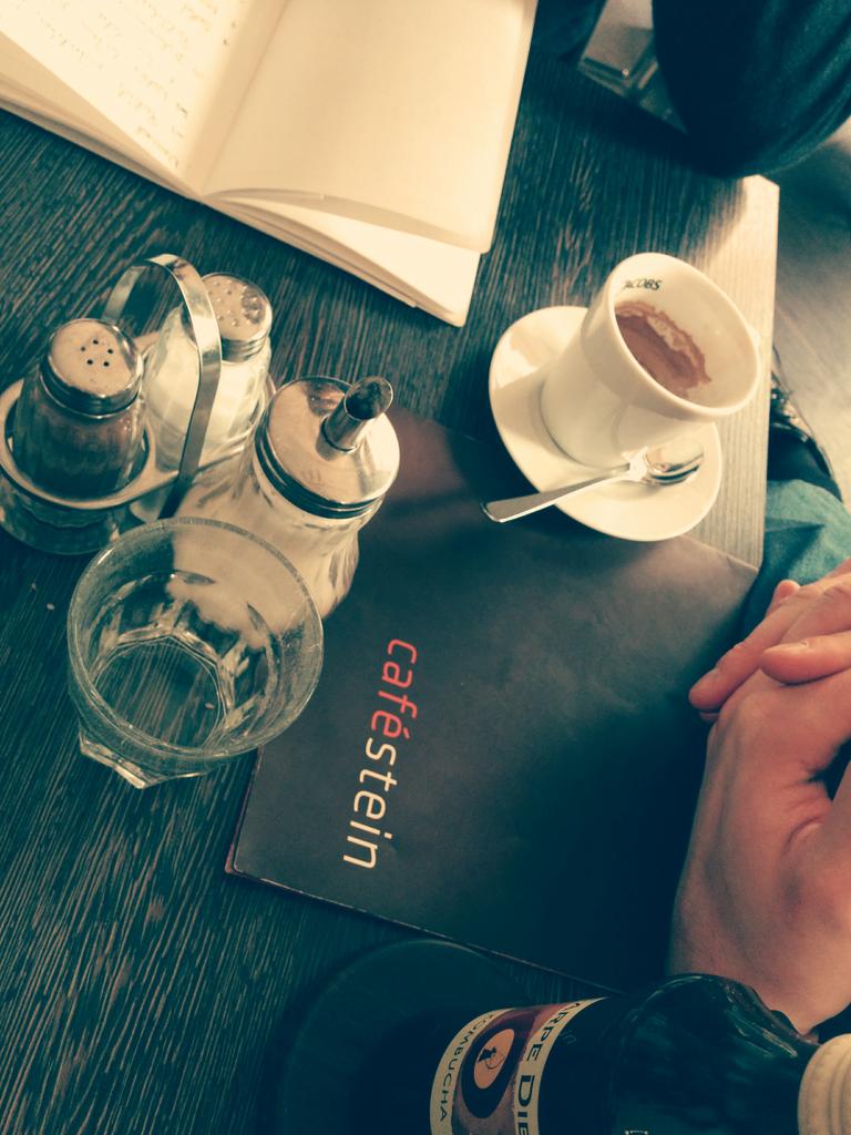 dieter_brader's tweet photo. Was #talentify und @neuwalcom gemeinsam machen? Das besprechen wir hier gerade... @bhofer @WolfMarks http://t.co/VSxyyQfKHD