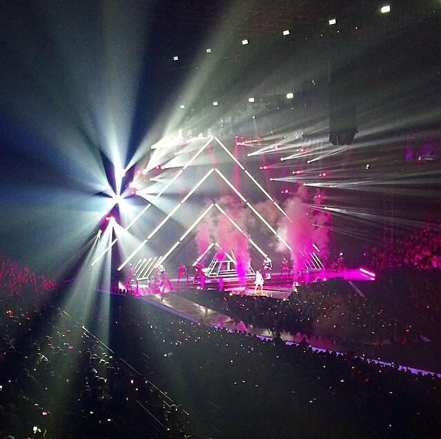 The Prismatic World Tour (II) » ''2014 Top Female Tour'' - Tokyo, JAP | +154M$ - Página 31 B2Z8f_6IQAAT0aZ
