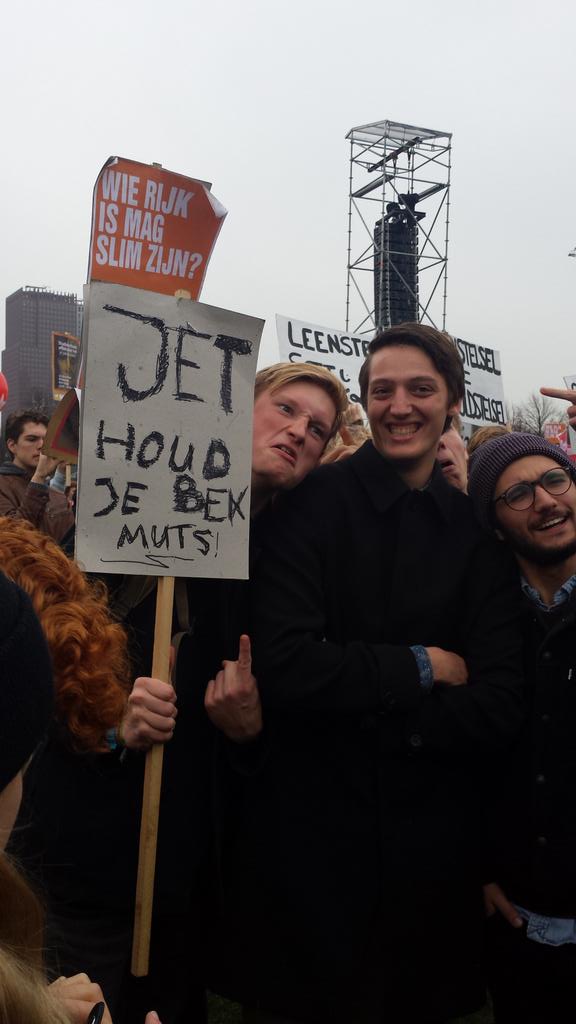 neeliene's tweet photo. Ondertussen op het Malieveld. http://t.co/OQDMS8EL8W