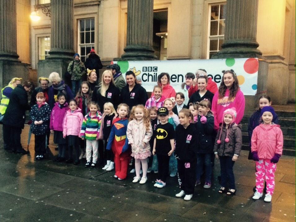 KTDance1's tweet photo. Brilliant morning tapping for #CIN in St George's Square @Examiner http://t.co/TS4qmMtevC