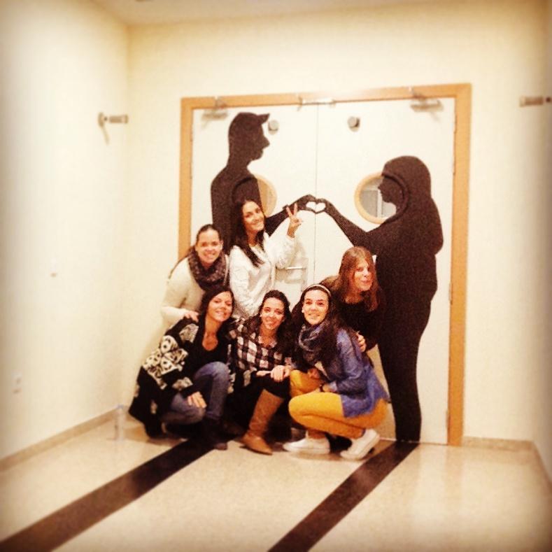 virginiaveba's tweet image. Love! #somosamorylosabeis #ceslove #universigirls @gemagallegolarg @lululu_lucia @belensmp3 @anaom95 :)
