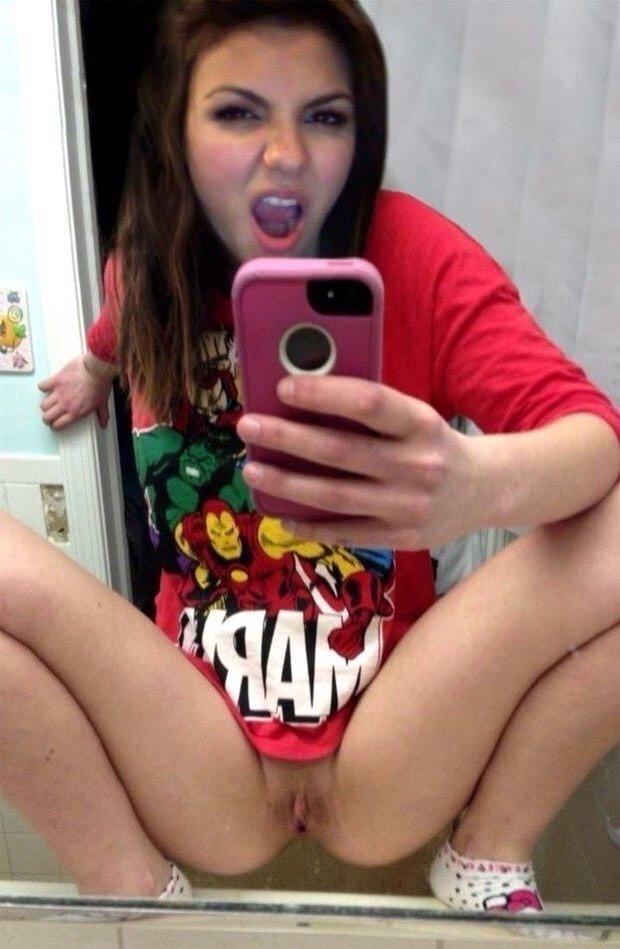 inkspirationU's tweet photo. RT if you're horny for http://t.co/YYrEfUcRuZ #horny #adultdating http://t.co/pp8xf8r9Af
