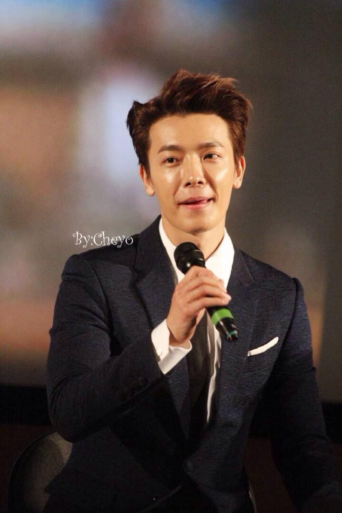 Mrpark0701Cheyo's tweet photo. #Donghae 13th London Korean Film Festival 2014  #SuperJunior 【Cheyo】 http://t.co/1XlwguY66L