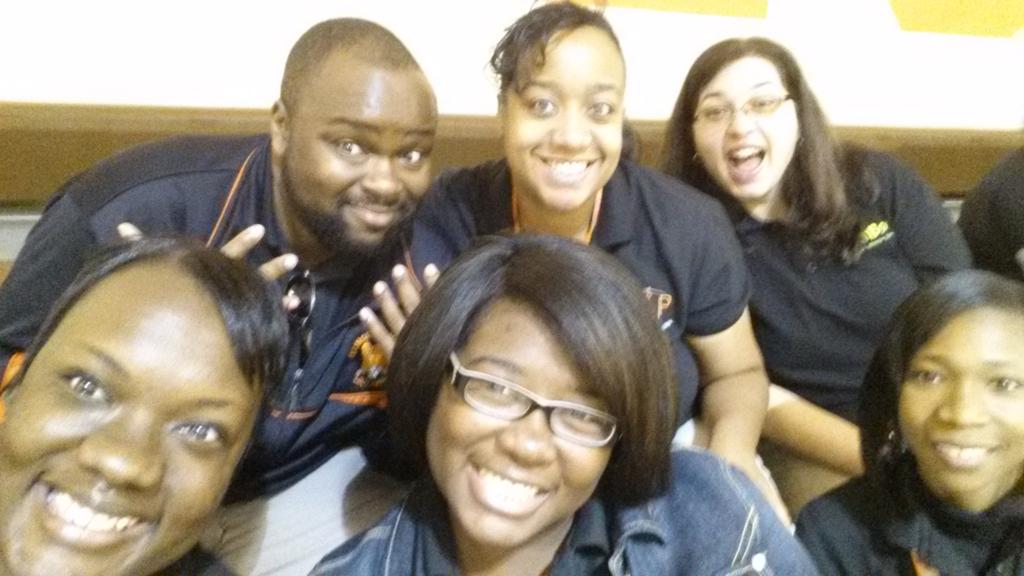 mrskjeter's tweet image. Doing our Leopard thing this morning for Wis tv cool school. #lmsleap @snbeauford #Richland2 @LeopardsLMS