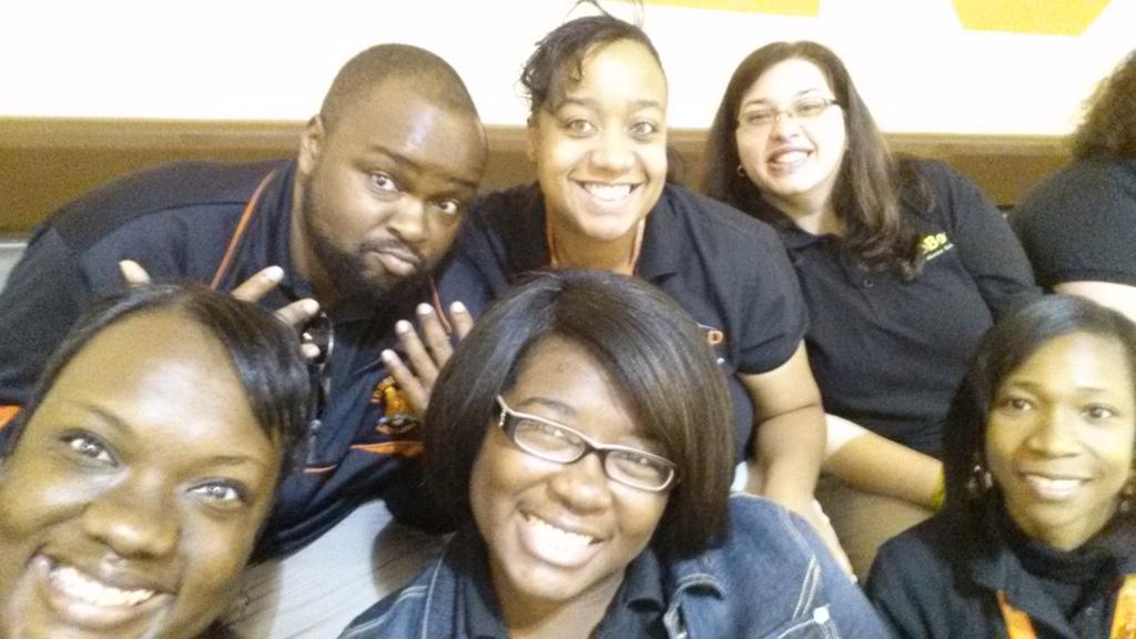 mrskjeter's tweet image. Doing our Leopard thing this morning for Wis tv cool school. #lmsleap @snbeauford #Richland2 @LeopardsLMS