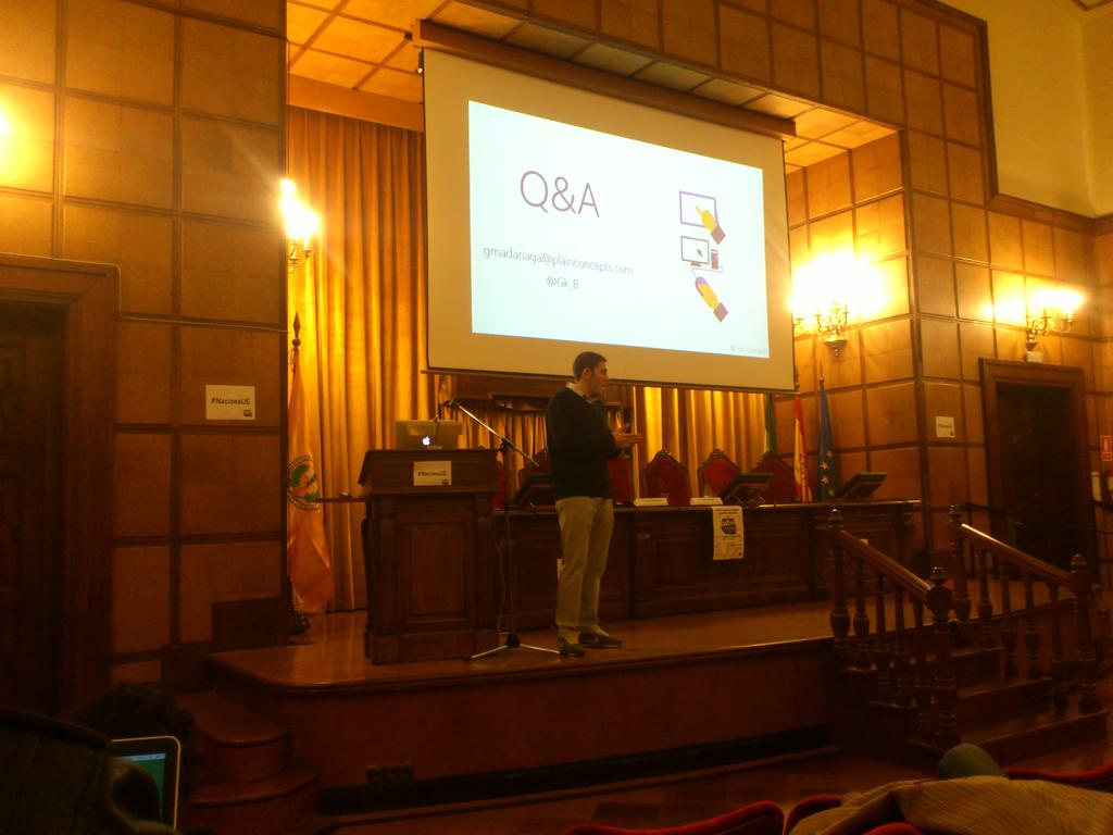 FlusSportGD's tweet photo. En el Congreso Nacional de Junior Empresas. Gran nivel en lasnponencias  #nacionalJE http://t.co/yXk8tGl7Jy