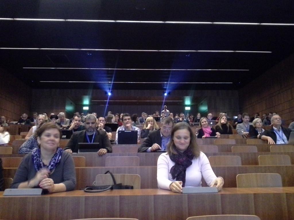eu_schoolnet's tweet photo. #eminent2014 #lsl_eu mantra: showcase demonstrate & validate @DianaBannister we wanted to show what real schools are http://t.co/FKqAXbOHXH