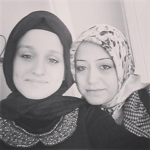 nefisee123's tweet photo. Annemm Herseyim❤❤ #annem #mutluluğumm http://t.co/U2ryfYSevB