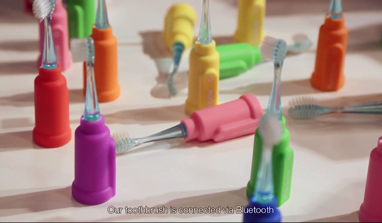 orange's tweet image. A 100% connected day #video #IoT #connectedobject oran.ge/1u9dQ1F