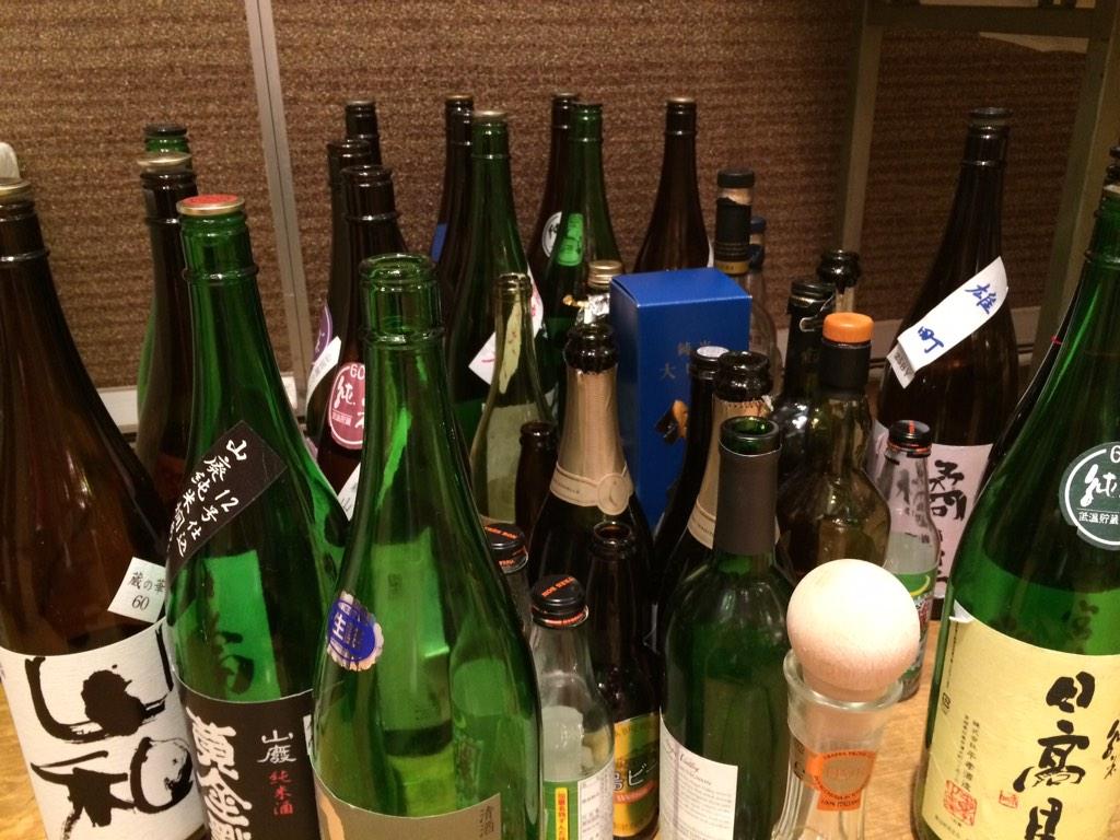 skwsm's tweet photo. A lot of empty bottles. We did hard work! #biohack14 http://t.co/WuTr2r3vFQ