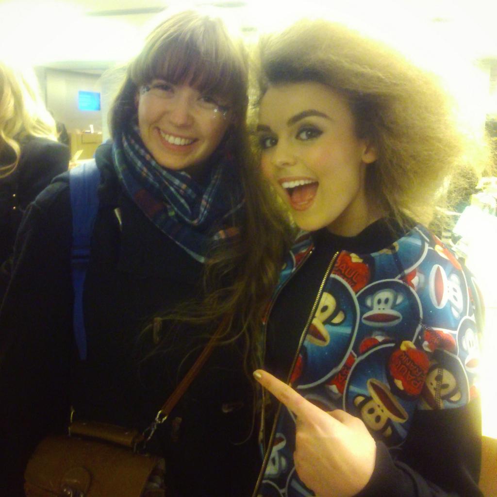 ZoeZMusica's tweet image. Great Performance by @Tallia_Storm at @CityShowcase #music #FindingTheFuture #artist #talliastorm #DreamersOnTheRun X