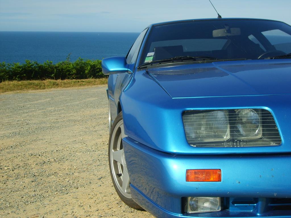 les_alpinistes's tweet photo. #Alpine #GTA avec kit "#Lemans" de 1987
#240HP #INOX #Exhaust
@RauliMrd @racecardotcom @specialistcars1 http://t.co/4jqglRhnyf
