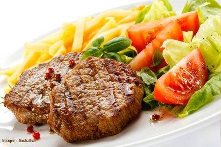 стейк ромштекс. ромштекс что это такое. бифштекс и ромштекс. стейк антрекот свинины. ромштекс фото.