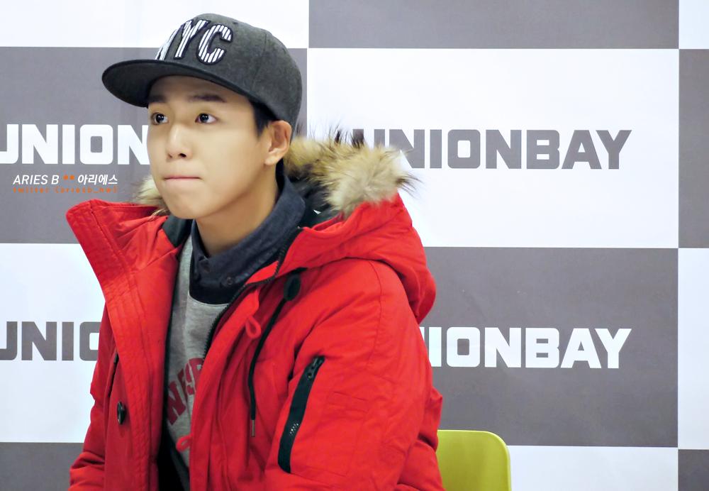 ariesb_hw's tweet photo. 141114 유니온베이 팬싸인회 이현우(http://t.co/xQ3DpHj2pD) ** 몇장 없어서 후딱 작업! 실물의 반의 반의 반도 못 담았어 (엉엉) http://t.co/AsLOuULH1H