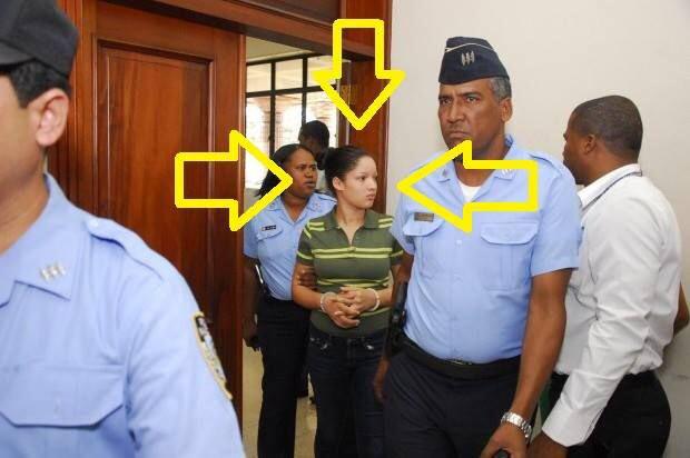 AbelMartinezD's tweet photo. Considero abusiva, arbitraria e improcedente la actuación de la fiscalía en el caso de la joven madre de Santiago. http://t.co/0oH1VjdAFf