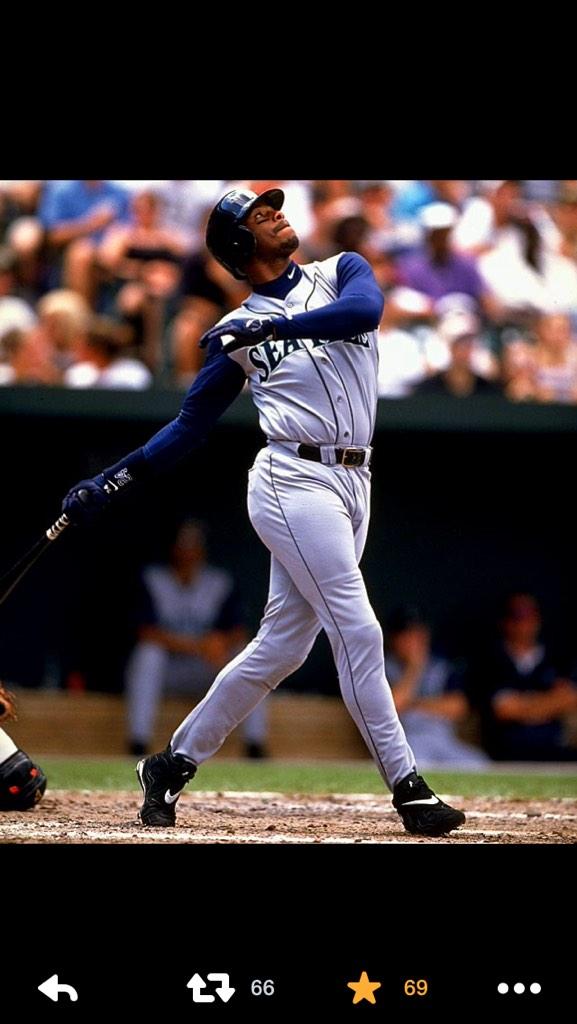   Happy 45th Birthday to the kid, Ken Griffey Jr.! Still known as the sweetest swing in baseball. 