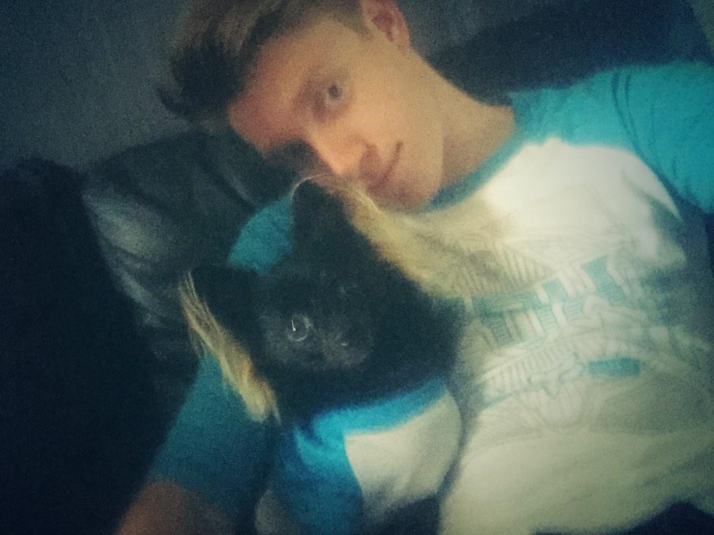 Twinsies @CanineJake http://t.co/hu5wdCsdzb