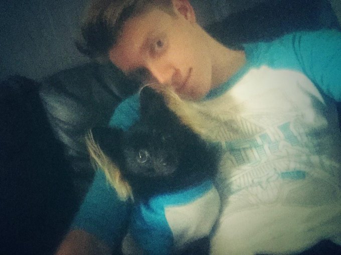 Twinsies @CanineJake http://t.co/hu5wdCsdzb