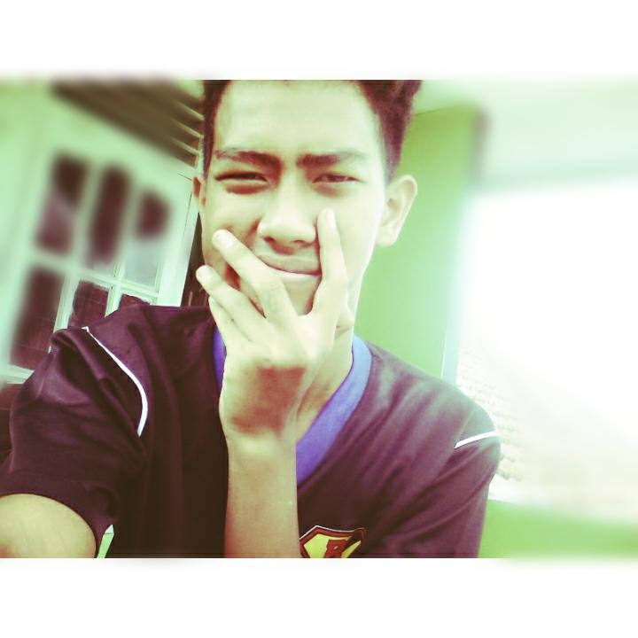 siddiqp20's tweet photo. Gue http://t.co/8bsV3BjbKy