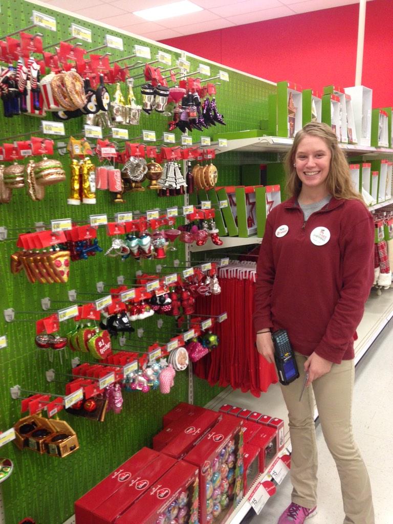 amandaengvall's tweet photo. Amazing #pegzone in her #seasonal4x4 today!@hayleydykstra18 @Rick99858517 #drivingholidaysales http://t.co/Cvw7ugzsYV