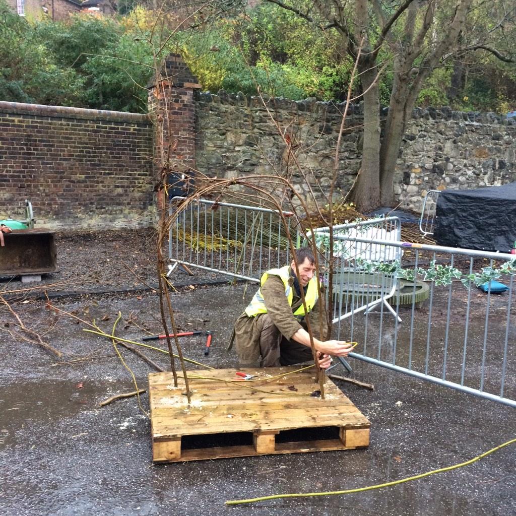 Laura Simcox tweet media