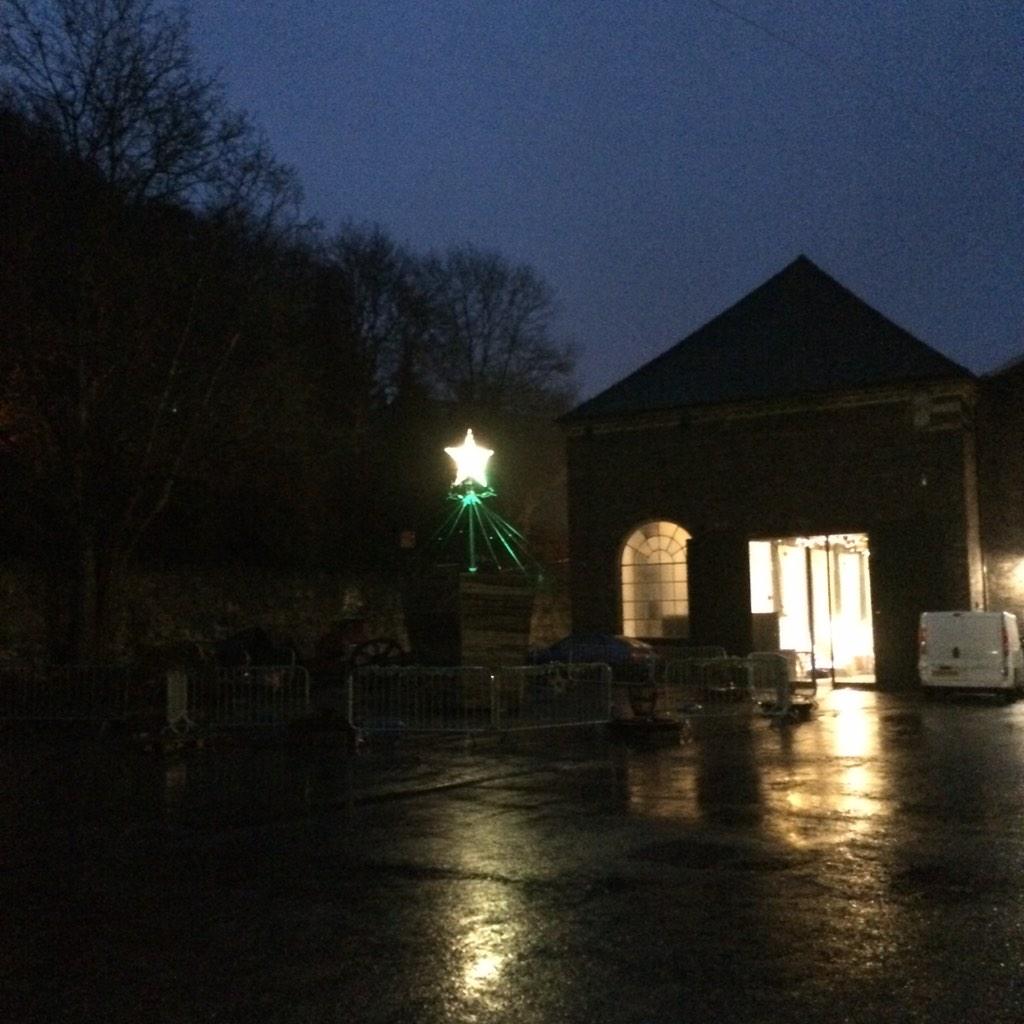 Laura Simcox tweet media