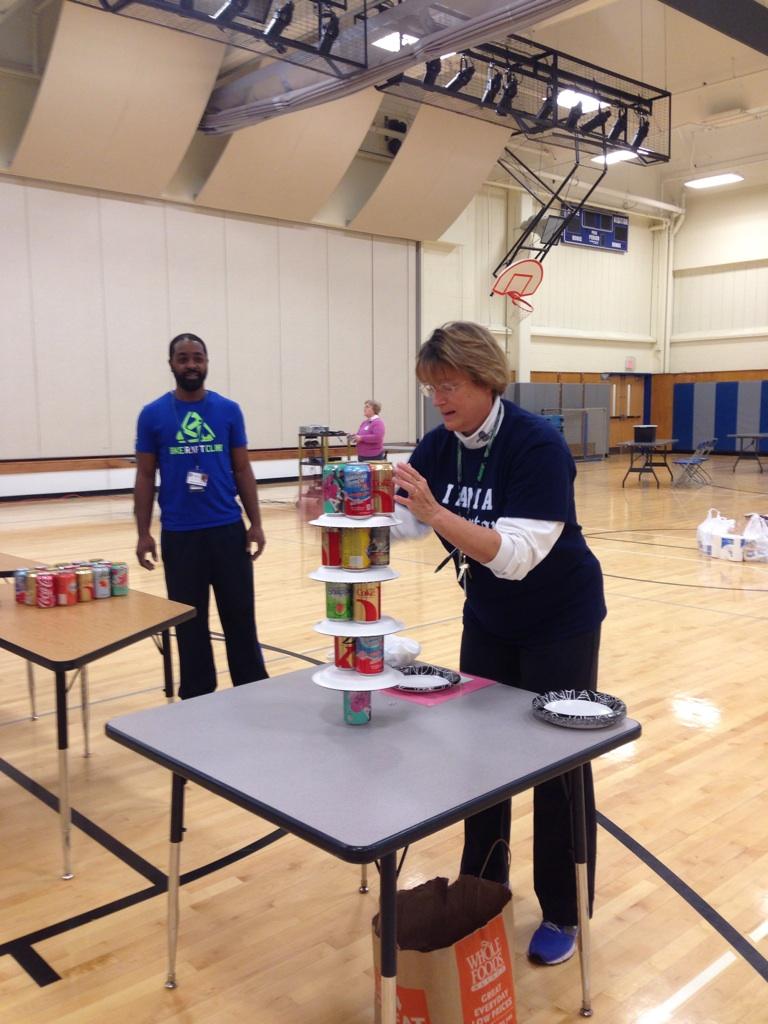 SpringfieldTMS's tweet image. Getting ready for Minute to Win it!  Check out Mrs. Smith's "Candelier"
