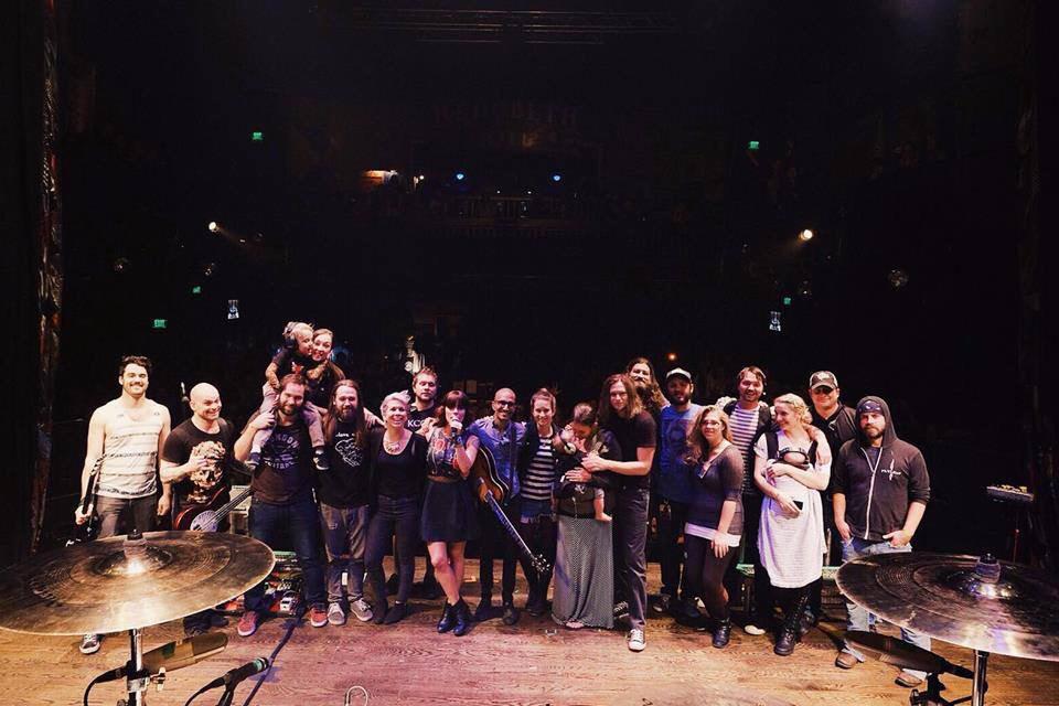 lullwatermusic's tweet photo. Circus family @flyleafmusic @ryanwhitemusic #lullwater #flyleafontour http://t.co/it15Kf0npG