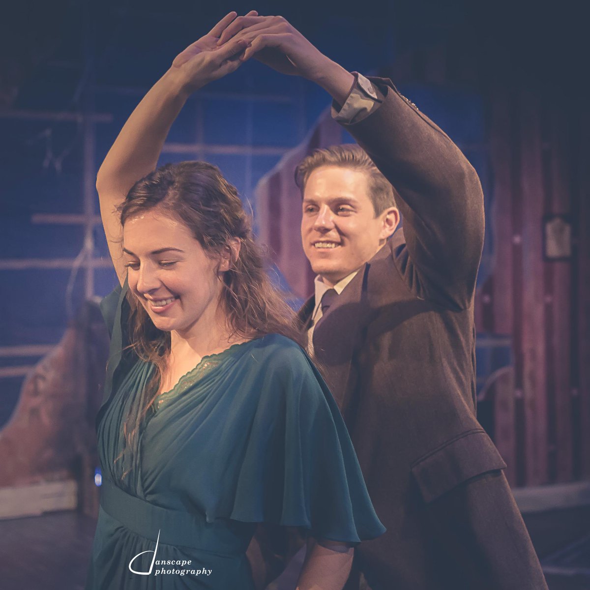 LCPlayhouse's tweet photo. Only 2 nights remain of #theglassmenagerie with @NichWitham.  Read more here: http://t.co/AlYa0jvCHL http://t.co/Ot75P6T9Mn