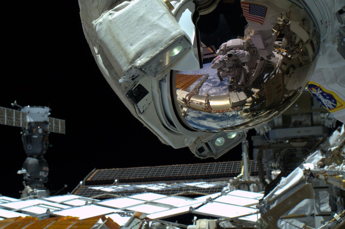 Space_Station's tweet photo. More amazing photos taken by #AstroButch from #ISS can be found on http://t.co/CXFE2sugQs and http://t.co/QUGbgi1MNE http://t.co/TU5JCc4clM