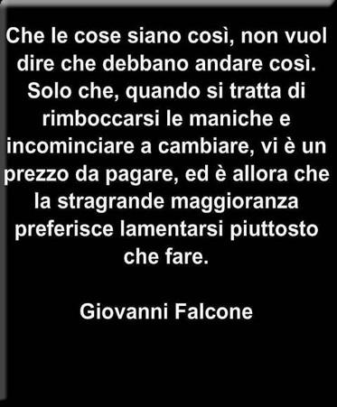 roccoscozzarell's tweet photo. Quando si tratta di rimboccarsi le maniche,la stragrande maggioranza preferisce lamentarsi piuttosto che fare. http://t.co/ljzLF3EK2Z