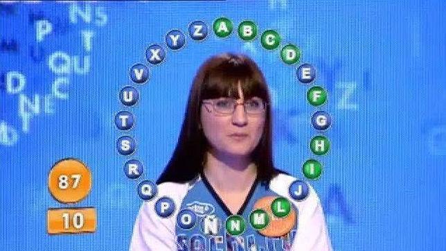 abc_es's tweet photo. La armenia Lilit gana los 318.000 euros del bote de #Pasapalabra http://t.co/3swquN65l3 http://t.co/mu7m25qEJm