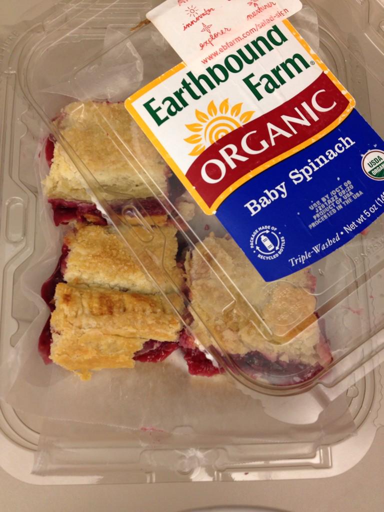 midwestfooded's tweet photo. The best kind of spinach is the spinach that is actually slab pie. #testkitchendoggiebag #allbuttercrust #TGIF http://t.co/3KxIpF60cz