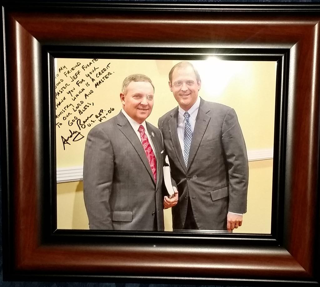 I received this very nice gift from my Congressman today! Appreciate the great spirit &amp; work ethic of <a href="/RepAndyBarr/">Congressman Andy Barr</a> !