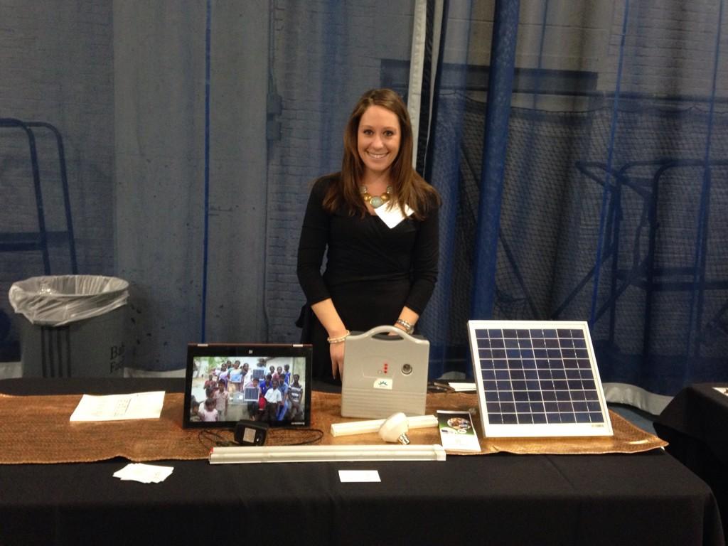 RISGOLDY's tweet image. Come check out @ororaglobal at #BEF2014 #babson #changemaker