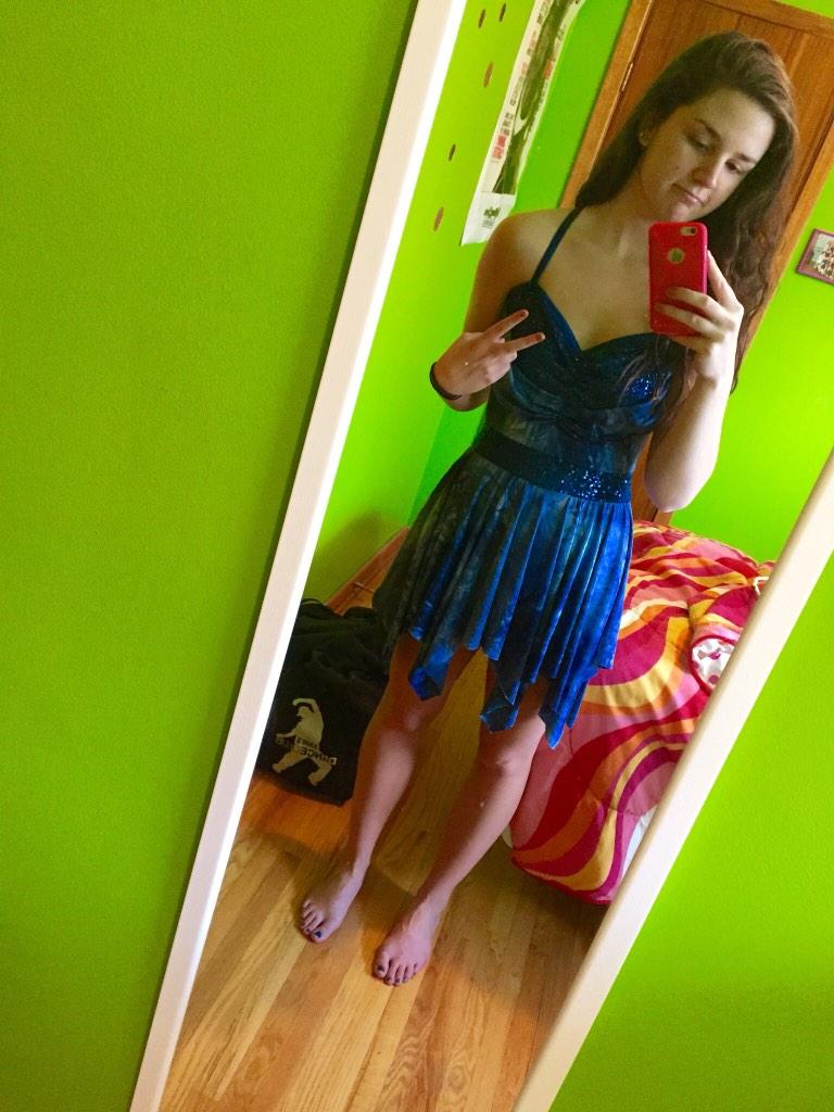 krdubzzz's tweet photo. Look what I found :') 💃 @hunterzoldy #duet #forkintheroad #forkinthegarbagedisposal http://t.co/cyNJmUYhhy