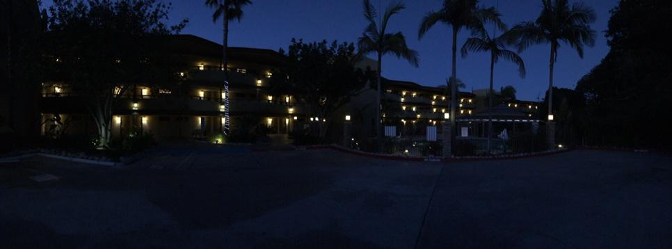 bwencinitas's tweet photo. Our hotels outdoor corridor @ night. http://t.co/ZRLb6RDaIX