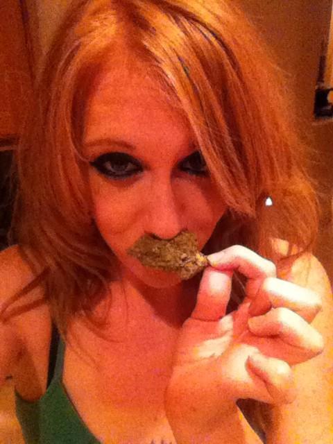 summ3rsinclaire's tweet photo. #photoset #weed #weedgirl #WeedDaily #MarijuanaEffect #potpride #StonerNation #neverenoughweed #stonerproblems #ganja http://t.co/Ceo0Q5aKRs