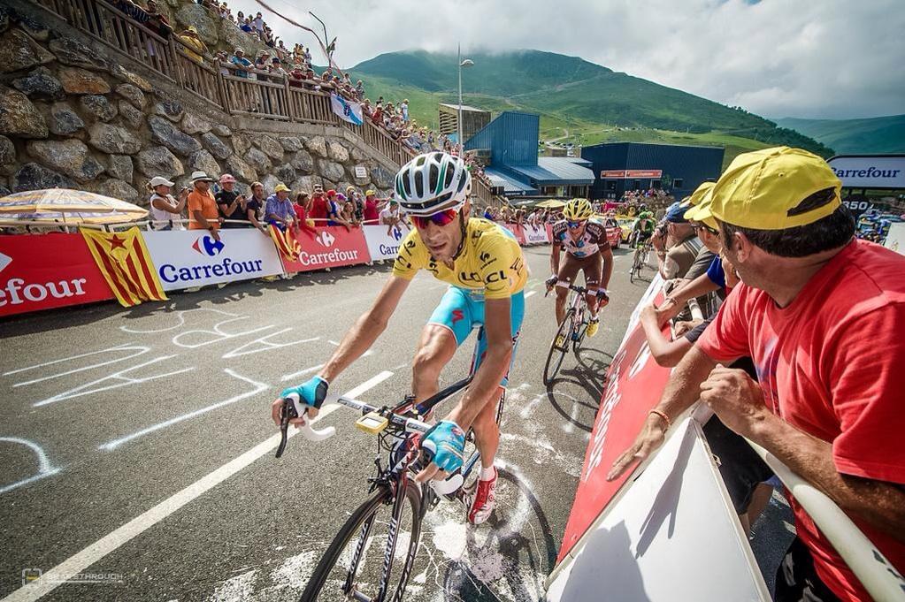 Happy birthday to this years Tour de France winner vincenzo nibali. Happy birthday vincenzo!       